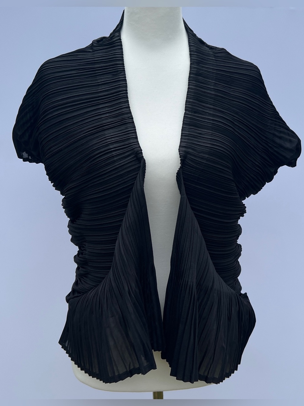 NWT Black Pleated Short Sleeve Cardigan with Draped Front by A. A. A. Size Small